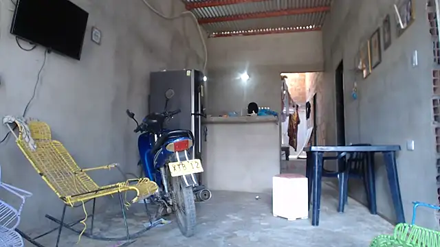 Coral0403 online show from 10-04-25, 04:38