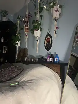 Snapshot of AlessasRoom chatting on 10-26-25, 06:03 AlessasRoom online show from 10-26-25, 06:03