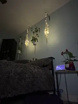 AlessasRoom online show from 05-02-26, 05:45