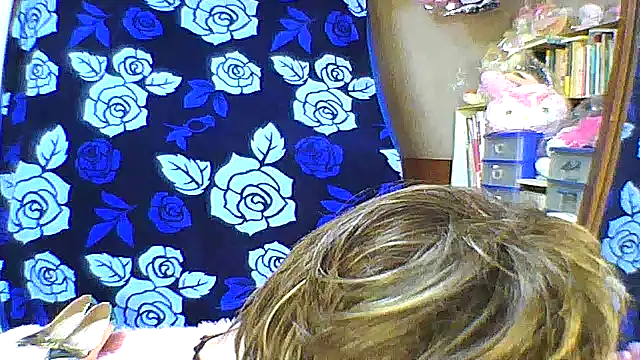 Snapshot of anakanakami chatting on 02-12-26, 03:56 anakanakami online show from 02-12-26, 03:56