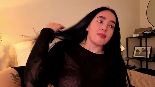 KimKhallifa online show from 07-14-26, 10:21