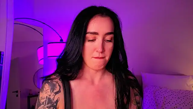 KimKhallifa online show from 07-31-26, 05:56