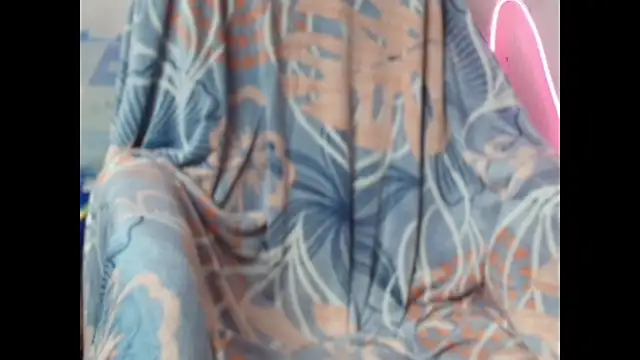 Snapshot of naaya27 chatting on 01-09-25, 12:52 naaya27 online show from 01-09-25, 12:52