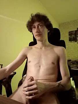 HalloMarcy online show from 01-18-26, 04:33