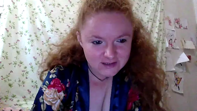 Snapshot of Rae_Jeannie chatting on 06-09-26, 07:31 Rae Jeannie online show from 06-09-26, 07:31
