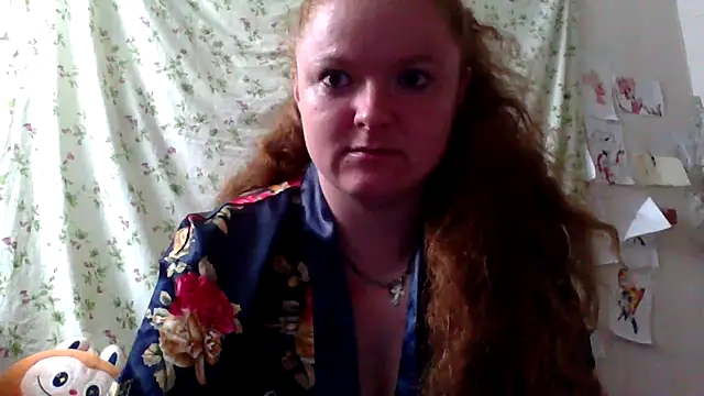 Snapshot of Rae_Jeannie chatting on 06-10-26, 07:18 Rae Jeannie online show from 06-10-26, 07:18