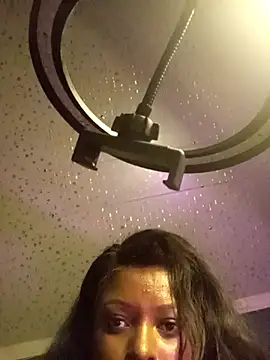 Snapshot of nia_brownn chatting on 11-03-25, 03:19 nia brownn online show from 11-03-25, 03:19