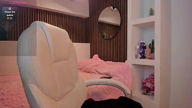 Camila dupont online show from 03-17-25, 09:02