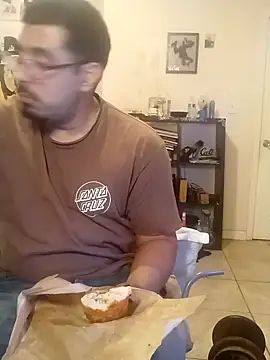 k1oudE online show from 12-19-25, 11:45