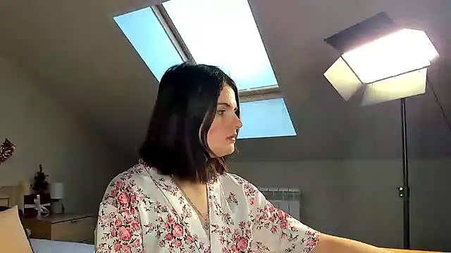 CharlotteMitchell online show from 01-09-25, 08:03