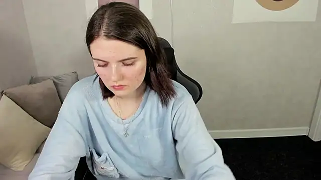 CharlotteMitchell online show from 01-15-25, 02:02