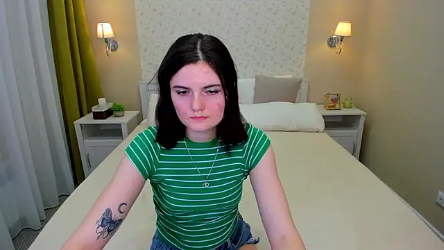 CharlotteMitchell online show from 02-05-25, 01:11