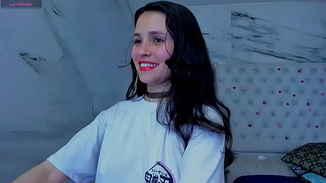 Snapshot of arissha_lee chatting on 06-05-26, 01:23 arissha lee online show from 06-05-26, 01:23