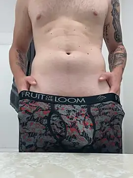 Snapshot of tcadle1824 chatting on 12-28-24, 05:44 tcadle1824 online show from 12-28-24, 05:44