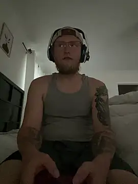 Snapshot of tcadle1824 chatting on 03-22-26, 11:19 tcadle1824 online show from 03-22-26, 11:19