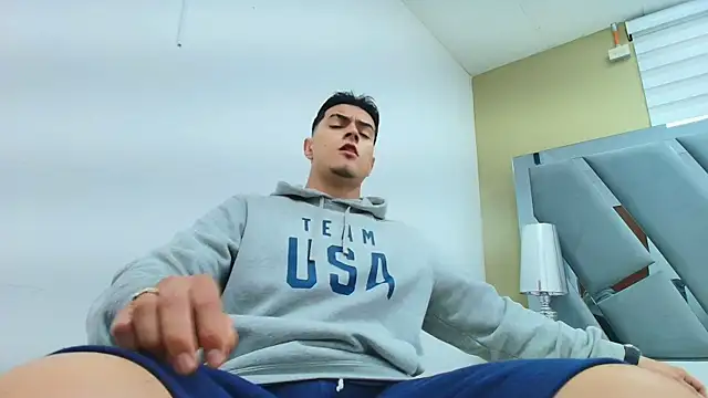 DAVID VICTORIAA online show from 04-20-26, 01:03