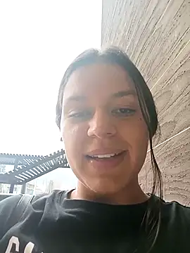 Snapshot of Danni_shy chatting on 03-04-25, 07:22 Danni shy online show from 03-04-25, 07:22