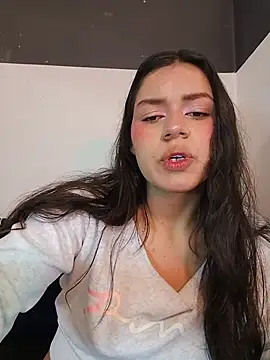 Danni shy online show from 07-26-26, 10:49