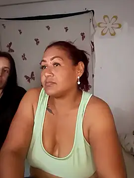 Snapshot of Abigail_BigTits chatting on 01-05-25, 06:13 Abigail BigTits online show from 01-05-25, 06:13