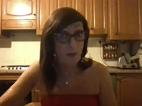 Snapshot of Tiabet chatting on 10-03-25, 12:24 Tiabet online show from 10-03-25, 12:24