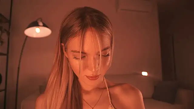 Snapshot of alittlestarrr chatting on 01-21-25, 04:48 alittlestarrr online show from 01-21-25, 04:48