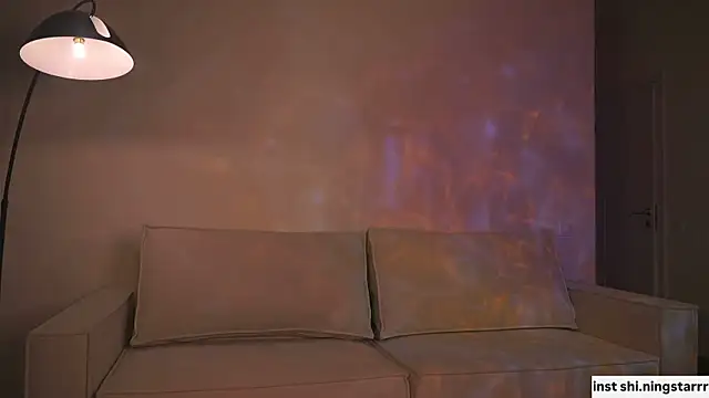 Snapshot of alittlestarrr chatting on 02-04-25, 09:52 alittlestarrr online show from 02-04-25, 09:52