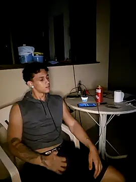 Snapshot of MALIK-PARVATI chatting on 10-31-25, 11:50 MALIK-PARVATI online show from 10-31-25, 11:50