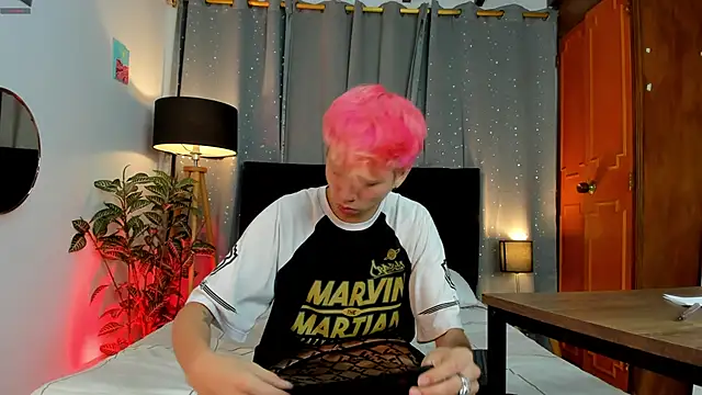 Brian-Ausslos online show from 03-20-25, 05:02