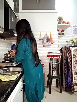 Best-Couple online show from 02-07-25, 07:18