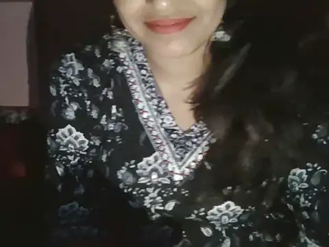 Hot-shanvi online show from 03-23-26, 11:53