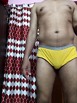 Snapshot of Whitehouse01 chatting on 02-25-25, 08:36 Whitehouse01 online show from 02-25-25, 08:36