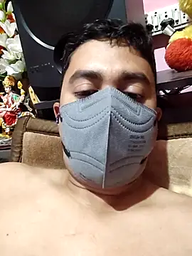 Snapshot of Whitehouse01 chatting on 02-09-26, 06:34 Whitehouse01 online show from 02-09-26, 06:34