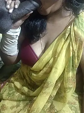 Snapshot of Rathi22 chatting on 07-18-26, 02:21 Rathi22 online show from 07-18-26, 02:21