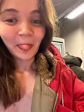 Snapshot of TheYourL chatting on 01-13-26, 08:36 TheYourL online show from 01-13-26, 08:36