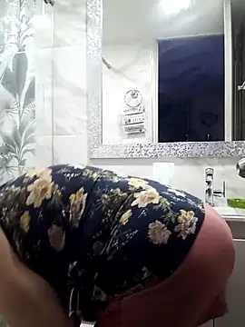 milchanel online show from 03-09-25, 01:14