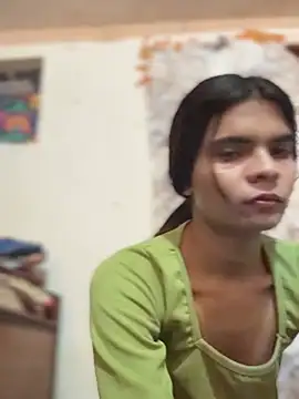 Enna Zarza  online show from 06-21-26, 06:38