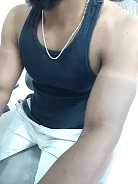 hot boy dic online show from 11-21-25, 02:05