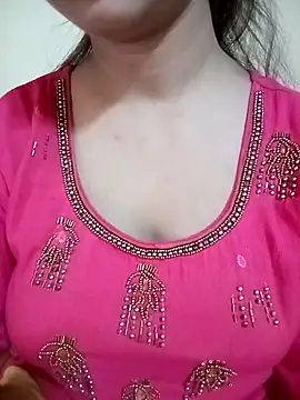 Snapshot of Piya_Ji chatting on 10-22-25, 10:04 Piya Ji online show from 10-22-25, 10:04