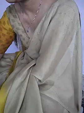 lovelygirl4567 online show from 06-01-26, 06:15