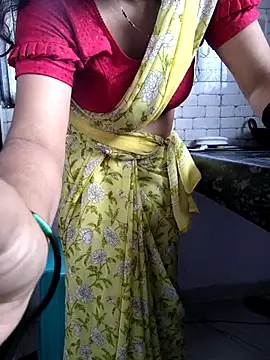 lovelygirl4567 online show from 07-22-26, 05:21