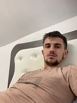 Snapshot of Demonpull69 chatting on 01-14-26, 02:33 Demonpull69 online show from 01-14-26, 02:33