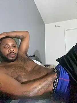 Snapshot of Caliclysm chatting on 09-29-25, 03:39 Caliclysm online show from 09-29-25, 03:39