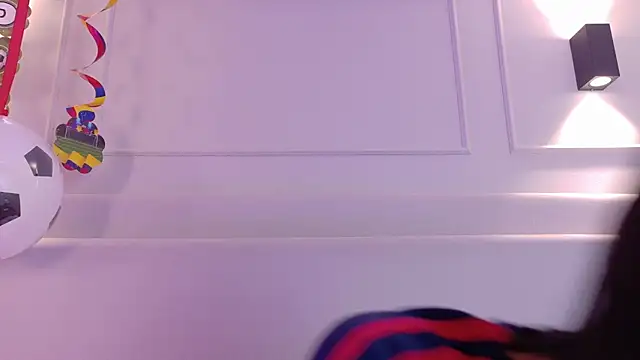 NaomiKlarc online show from 06-18-26, 11:36