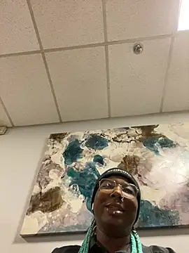 Snapshot of DamnBubbles chatting on 01-20-25, 04:54 DamnBubbles online show from 01-20-25, 04:54