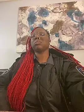 Snapshot of DamnBubbles chatting on 02-08-25, 11:45 DamnBubbles online show from 02-08-25, 11:45