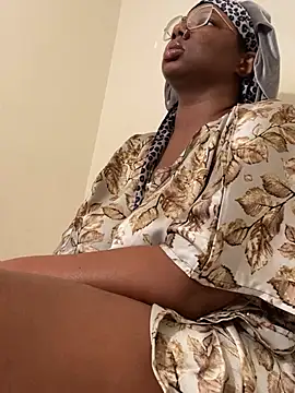 Snapshot of DamnBubbles chatting on 03-20-25, 04:51 DamnBubbles online show from 03-20-25, 04:51