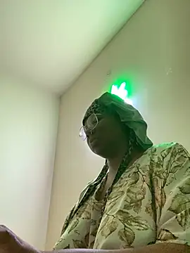 Snapshot of DamnBubbles chatting on 02-01-26, 12:31 DamnBubbles online show from 02-01-26, 12:31