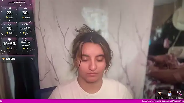 Snapshot of mamifresita chatting on 03-23-26, 06:56 mamifresita online show from 03-23-26, 06:56