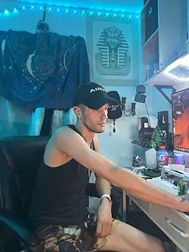 Trystan Spellman online show from 06-08-26, 06:03