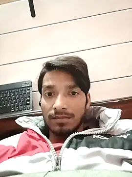 Snapshot of Tarun_0026 chatting on 01-21-25, 12:50 Tarun 0026 online show from 01-21-25, 12:50